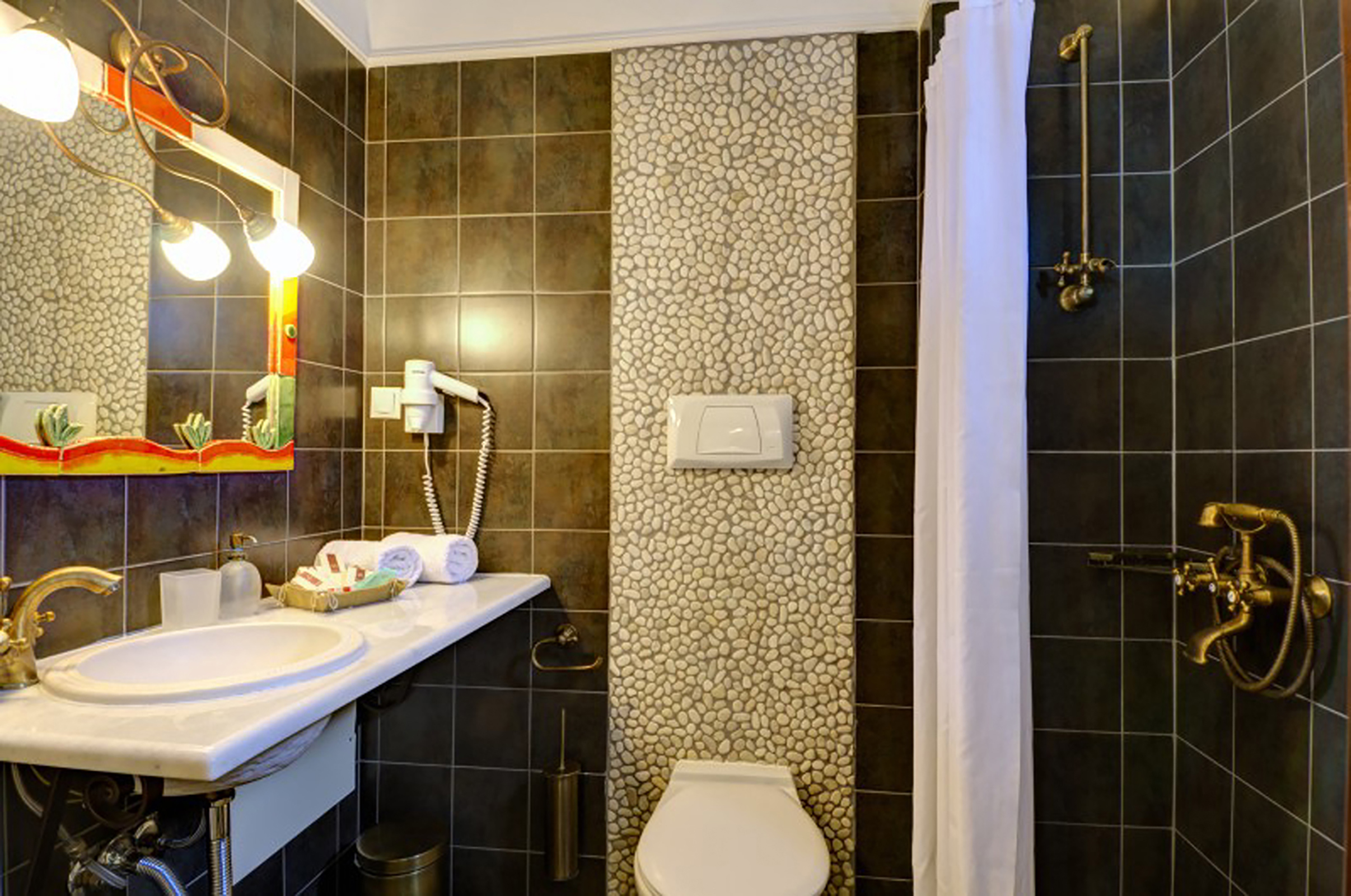 Margarites bathroom - Anthyllion Villa Lefokastro Pilion